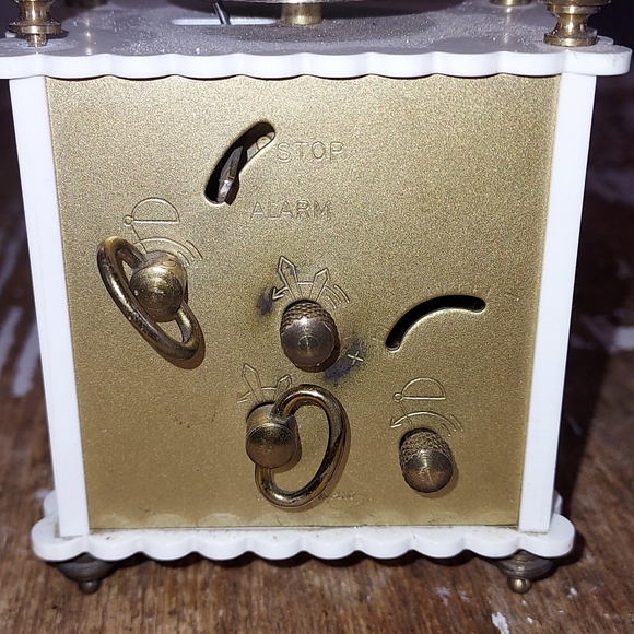 Vintage Phinney Walker Windup Small Clock - Picture 2 of 3